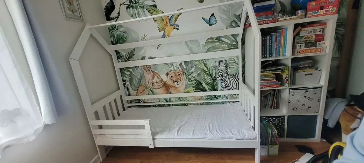 Bed - Image 2