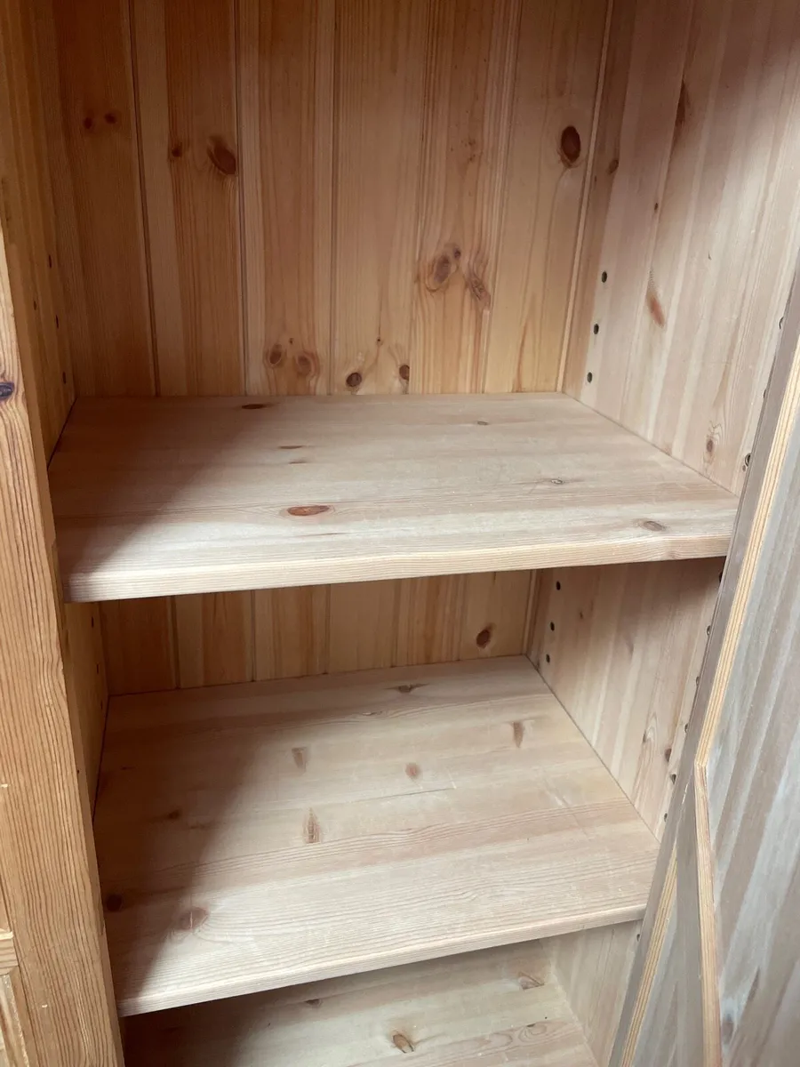 Solid pine cabinet - Image 4
