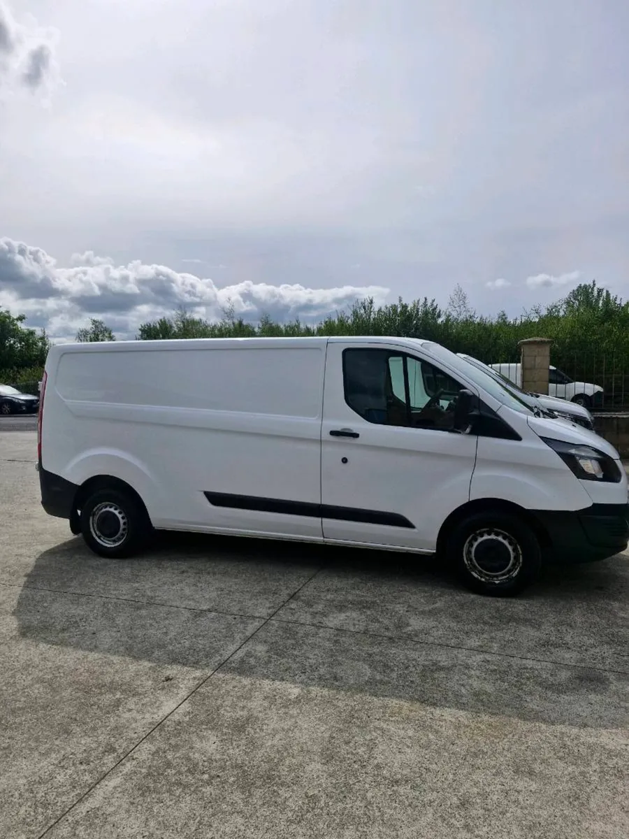 Ford Transit Custom - Image 2