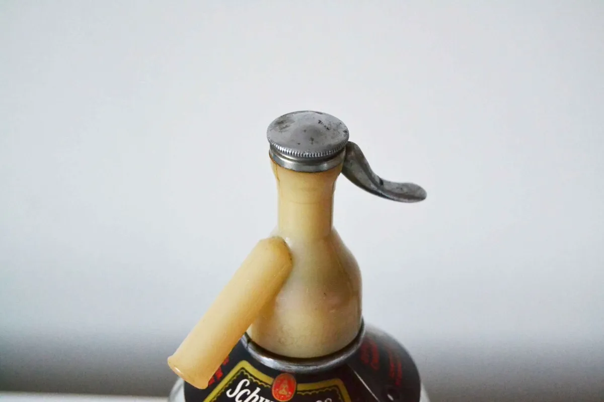 Original Vintage Schweppes Syphon For Sale - Image 3