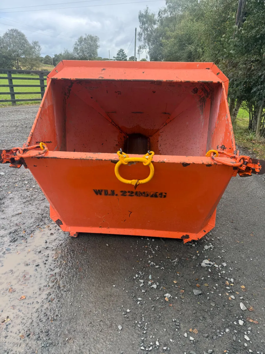 Concrete Skip - Image 3