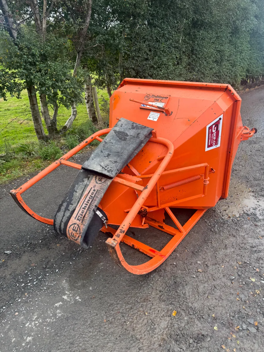 Concrete Skip - Image 2