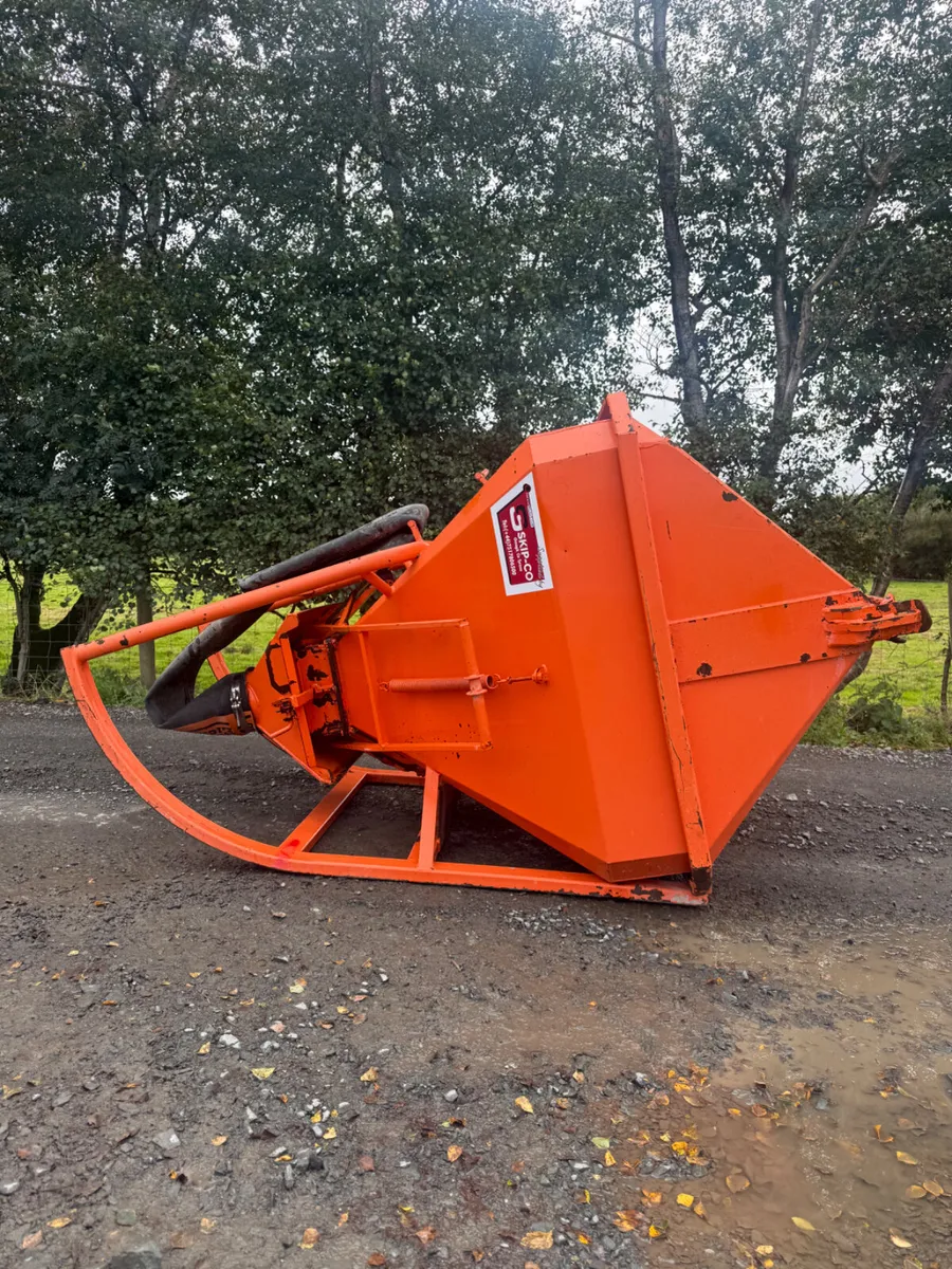 Concrete Skip - Image 1