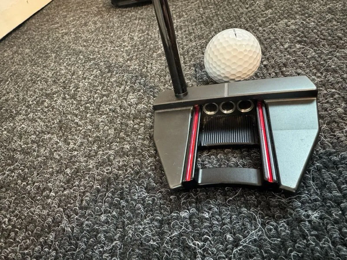 Limited Edition Scotty Cameron - Image 2