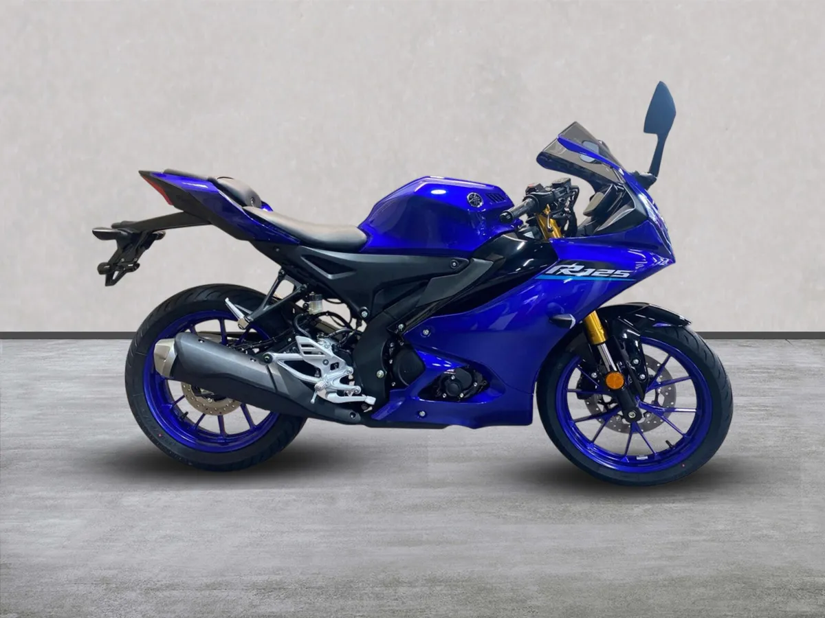 New Yamaha R-125 26MY, Special Offer - Image 1