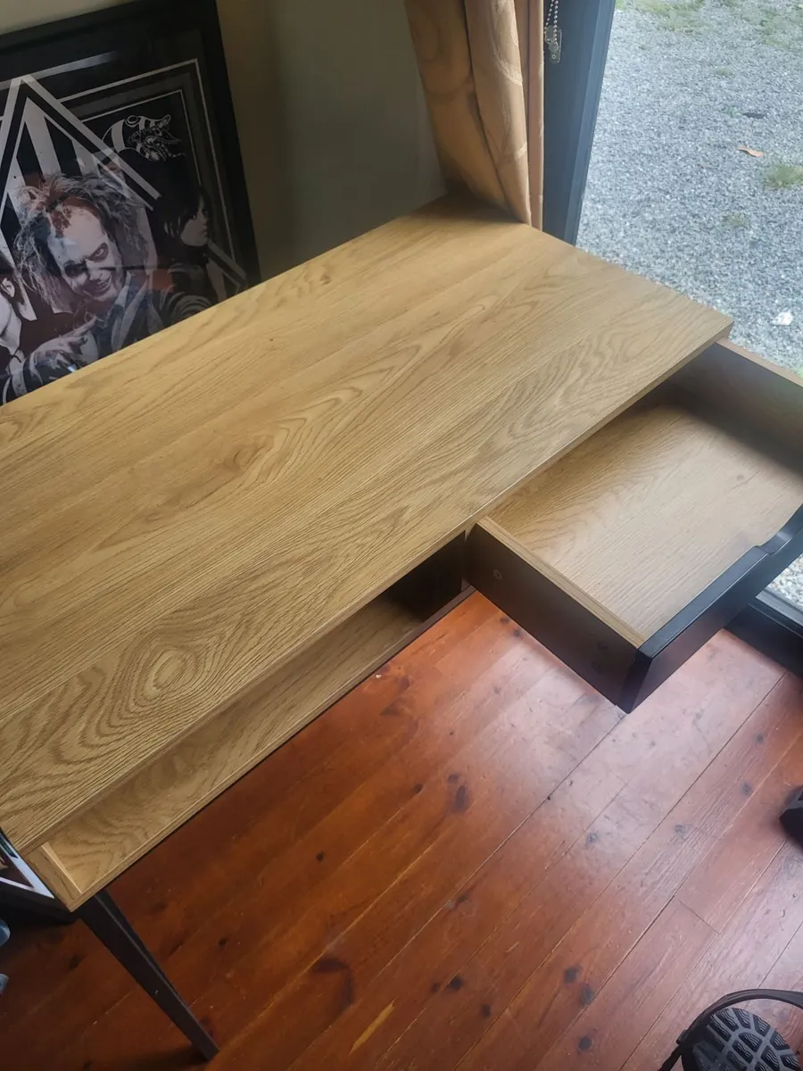 School/gaming desk - Image 1