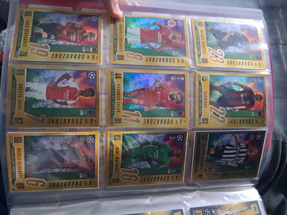 Match attax cards. - Image 3