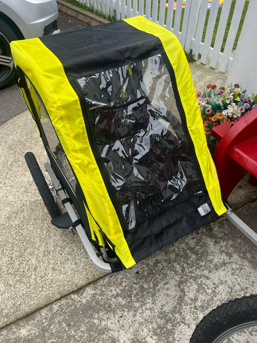 Kids bike trailer - Image 1