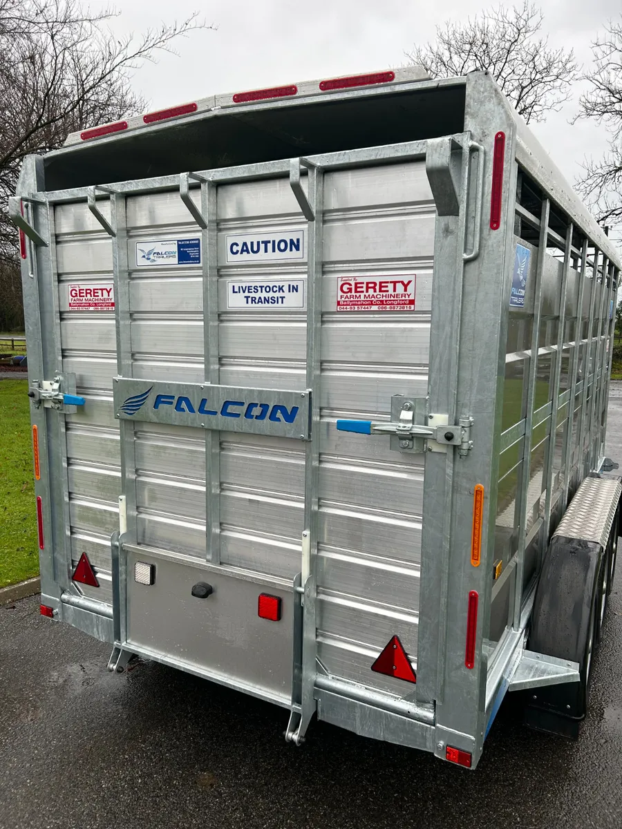 FALCON 14x6 TRI AXLE CATTLE TRAILER - Image 4