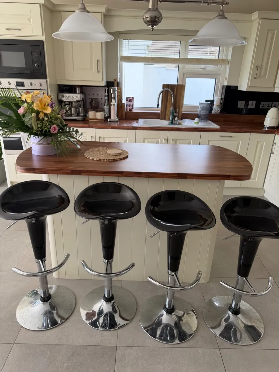 Bar stools - Image 2