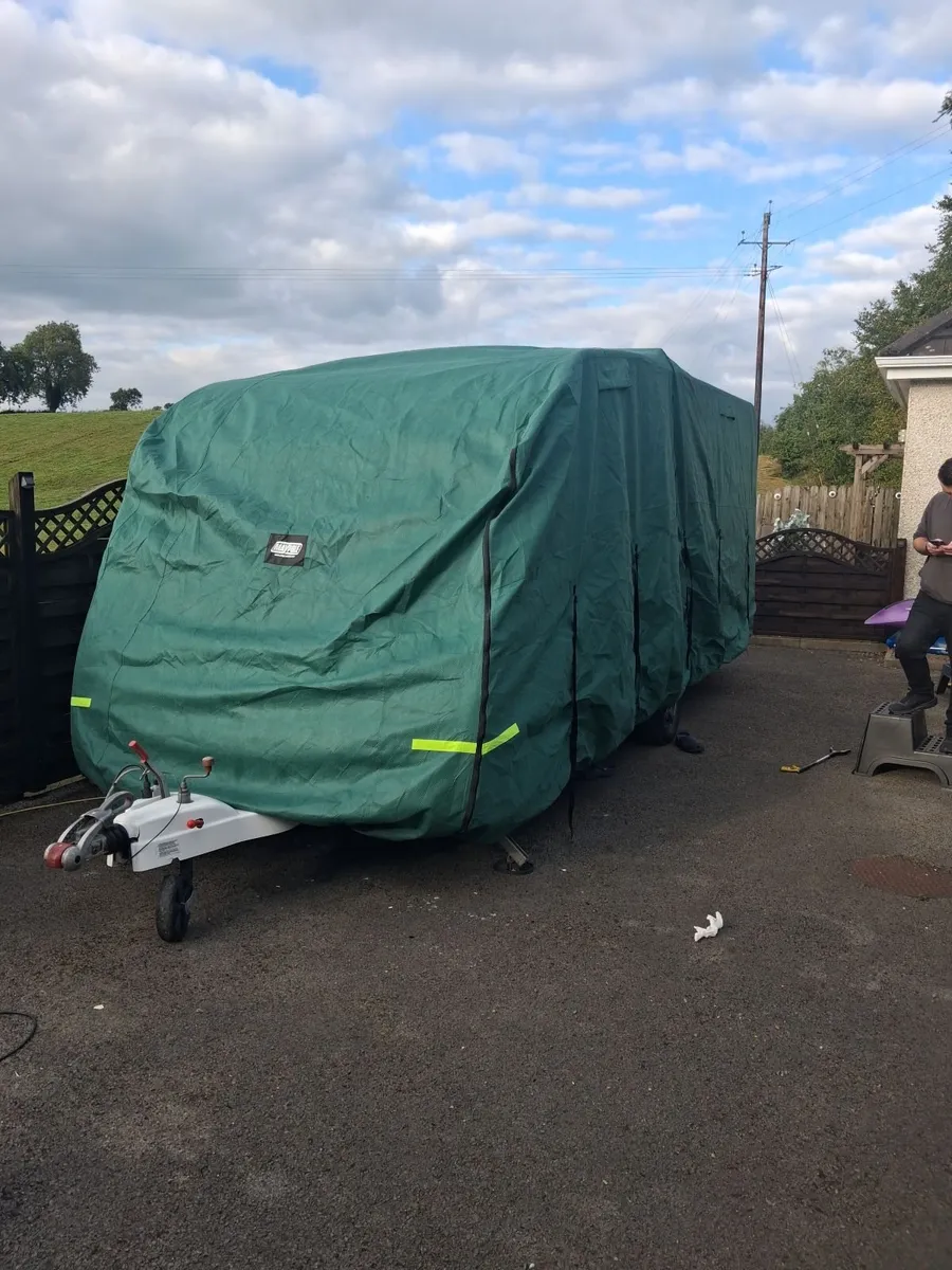 Caravan - Image 3