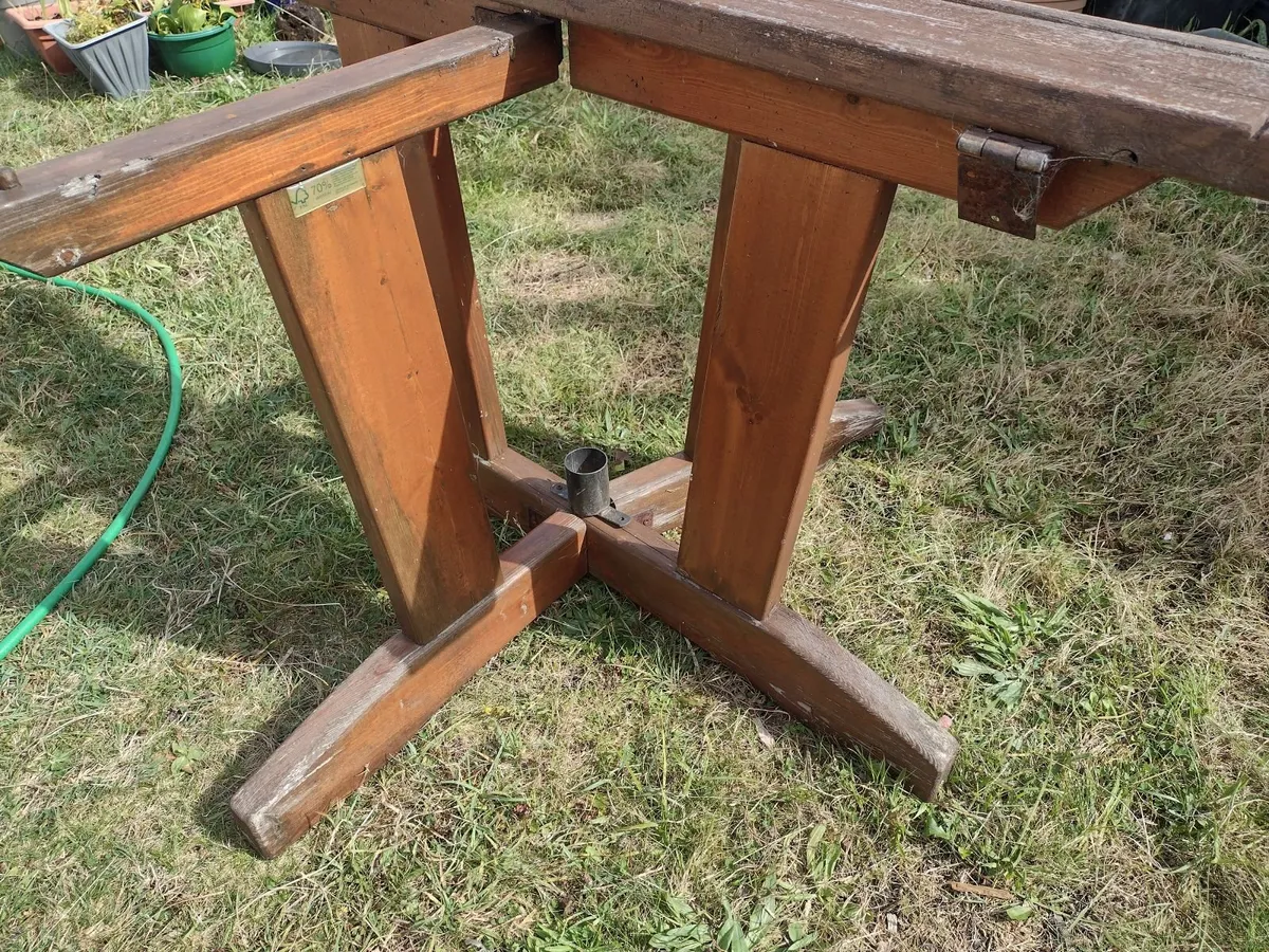 Large Teak garden table - Image 2