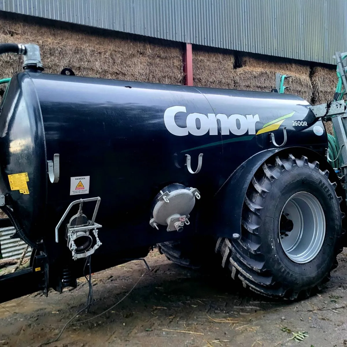 Slurry tank 2500 trail and shoe - Image 1