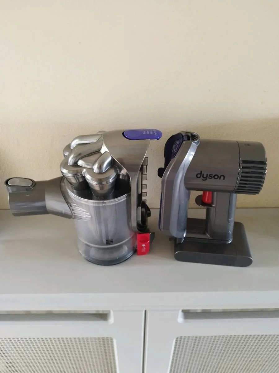 Dyson cordless vacuum cleaner - Image 1