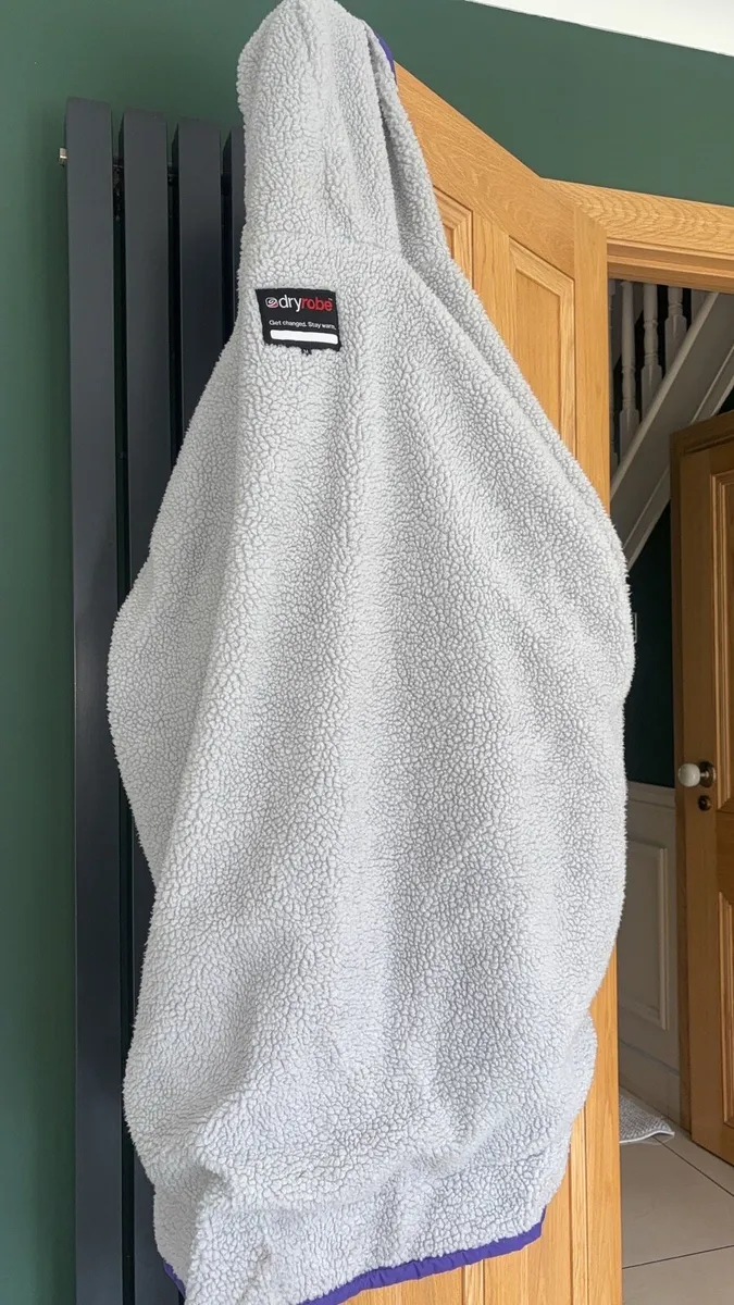 Dry robe - Image 2