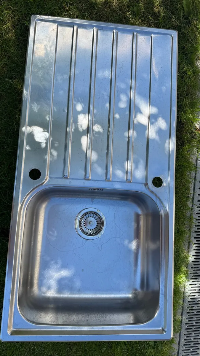 Kitchen Sink Blanco - Image 1