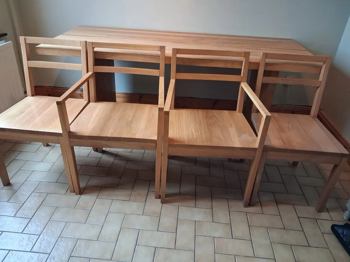 Table and 4 chairs - Image 2
