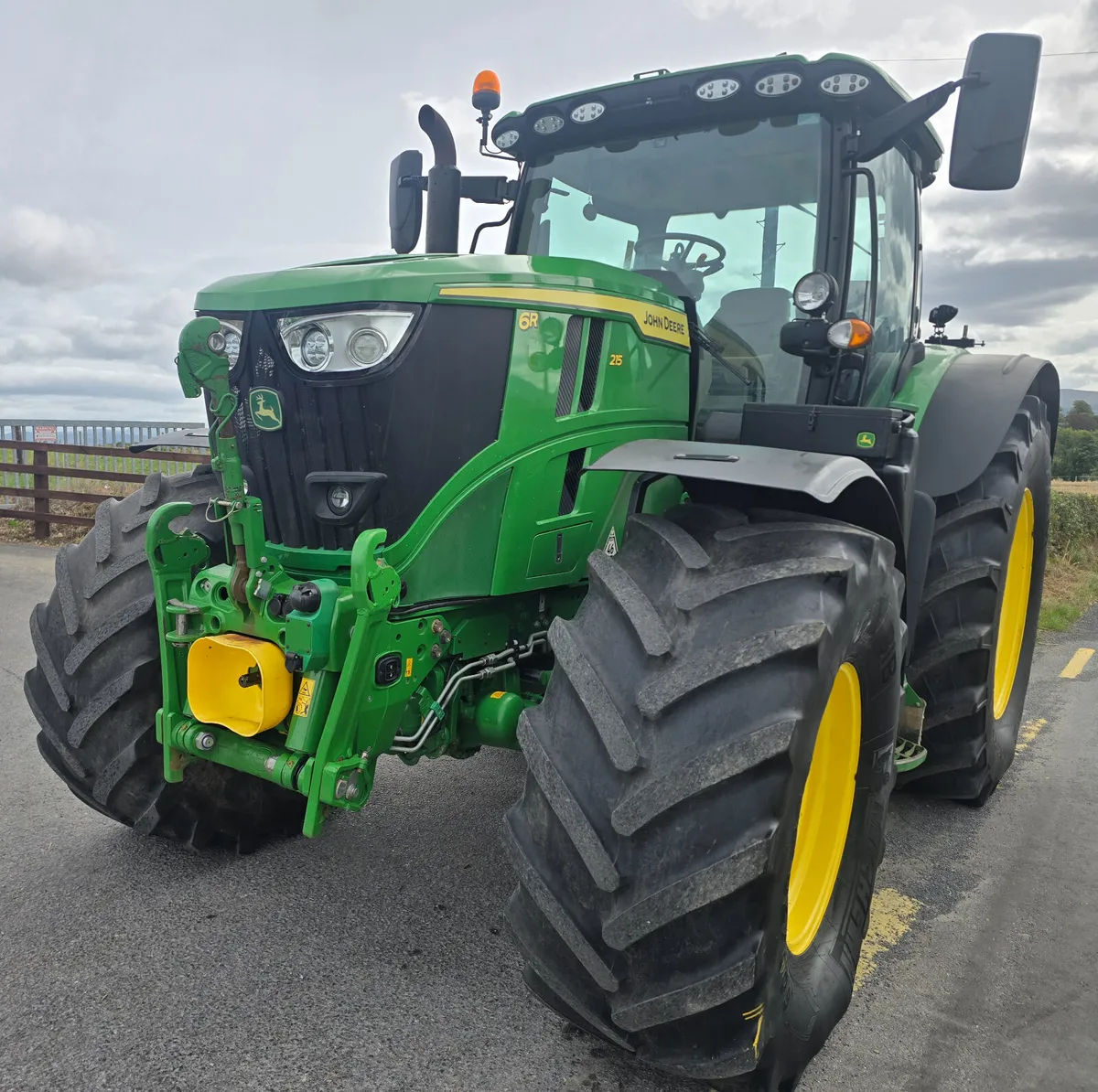 JOHN DEERE 6R215 - Image 3