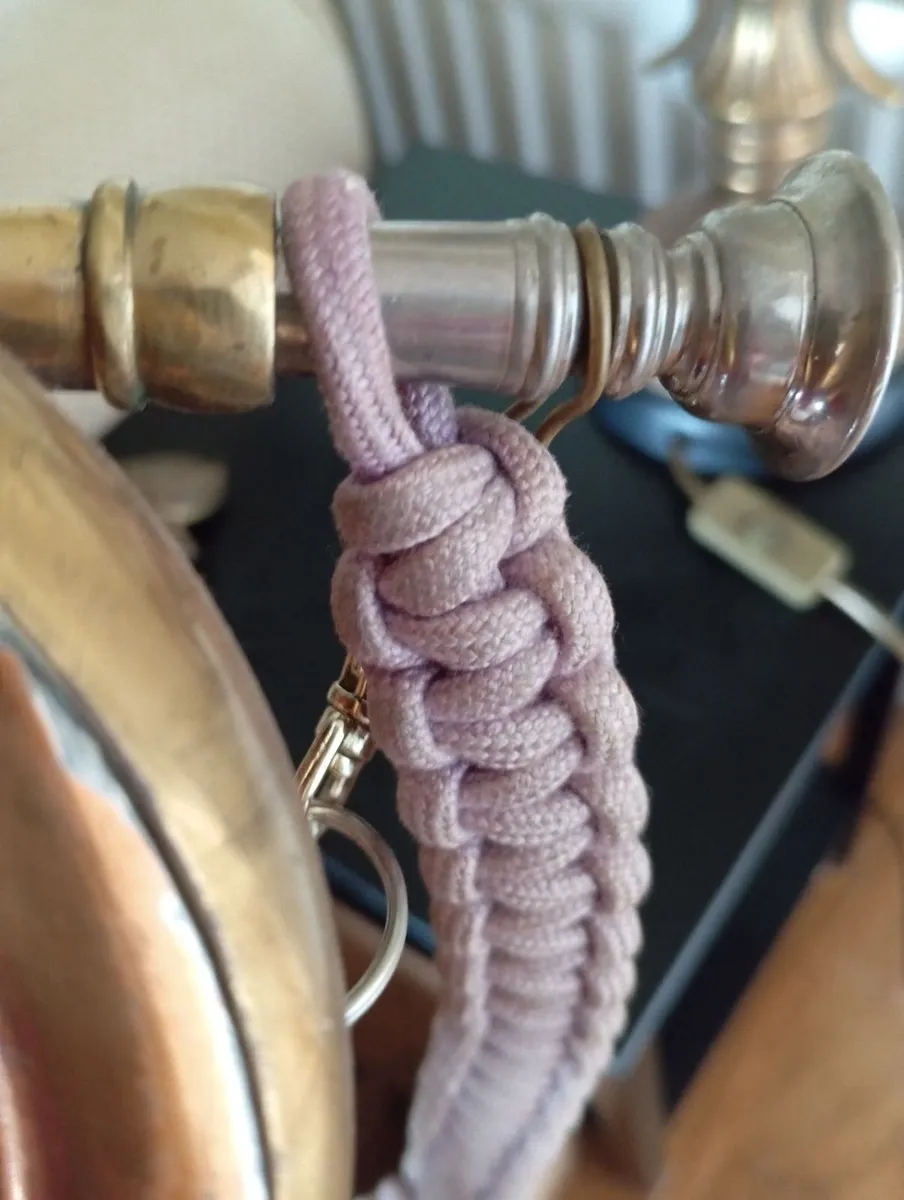 Vintage brass and copper decrotive bugle - Image 3