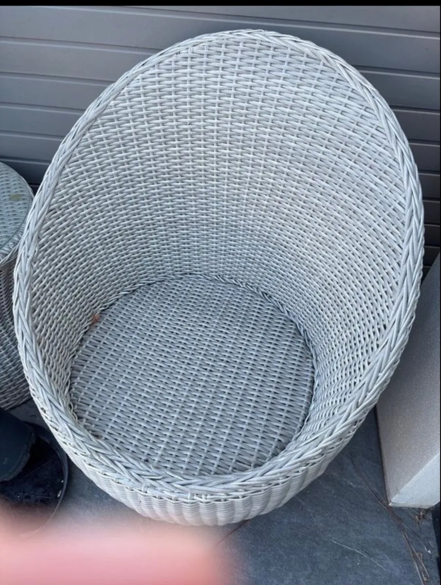 Garden furniture 3 piece set - Image 2
