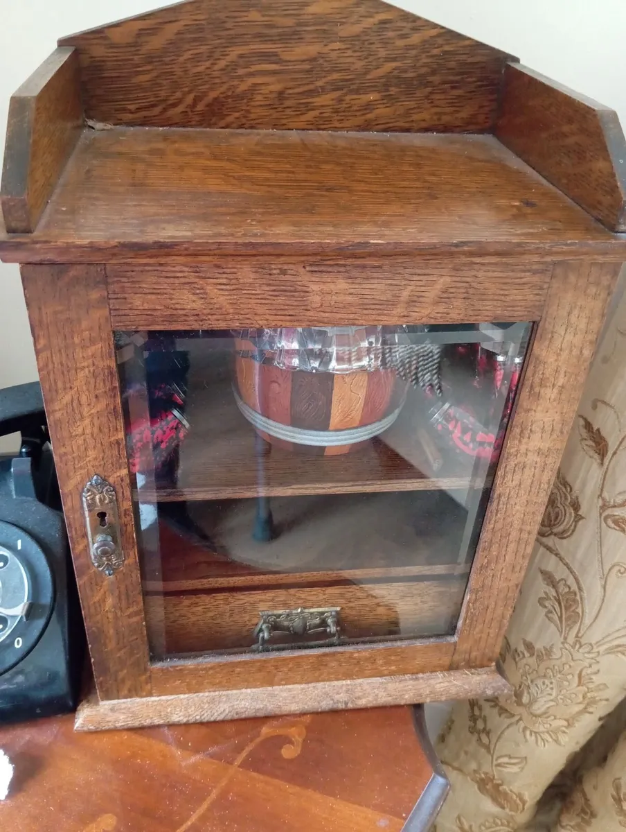Edwardian smokers oak cabinet - Image 1