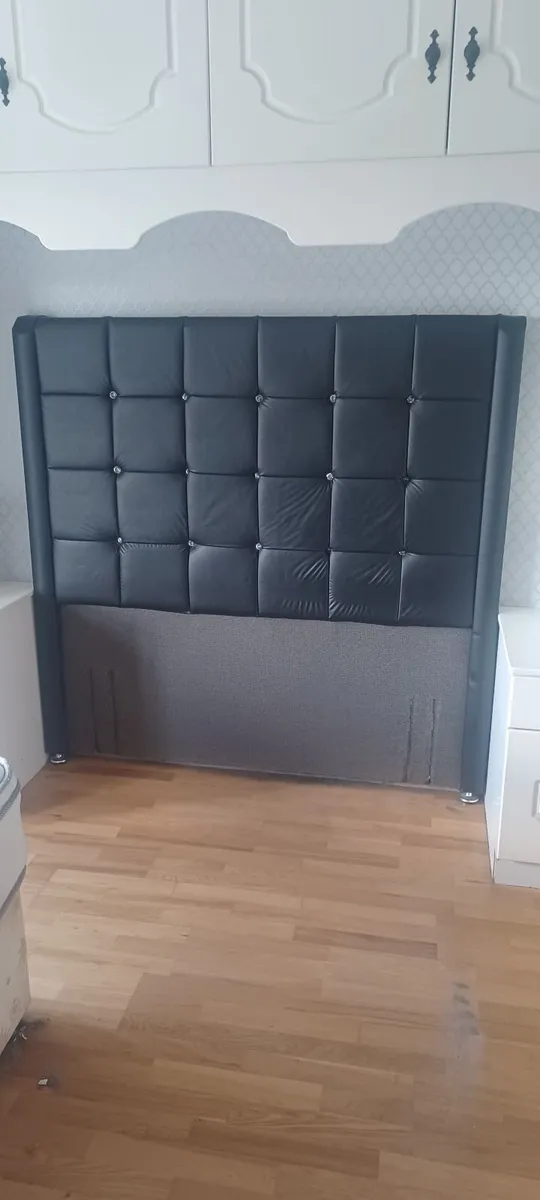 Black kingsize pu floor standing headboard - Image 2