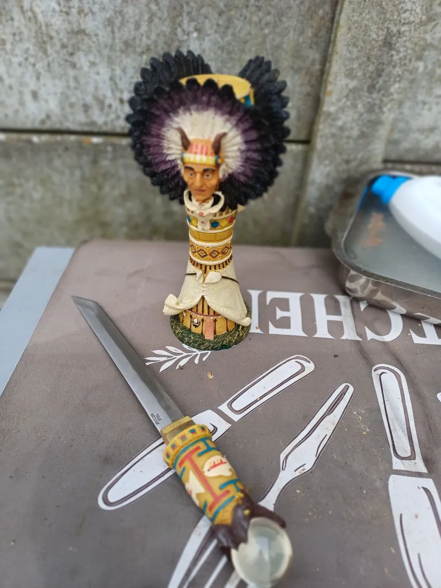 Vintage Native American Knife Figure - Image 4