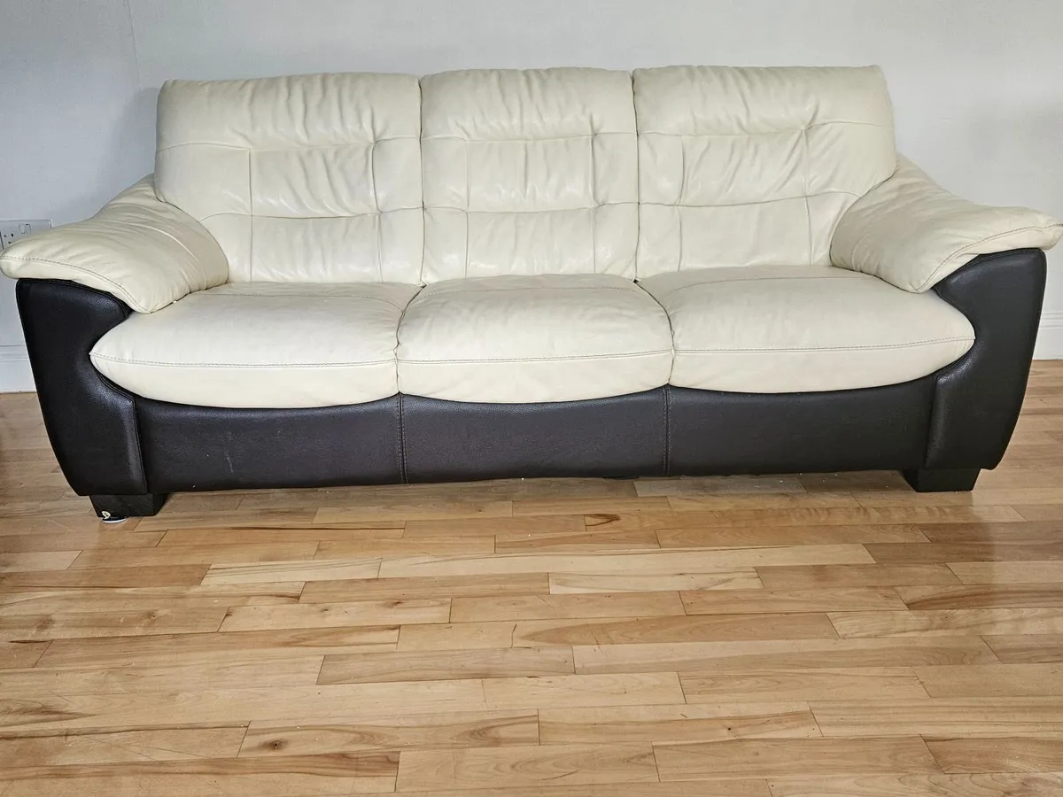 3 and 2 piece sofa - Image 2