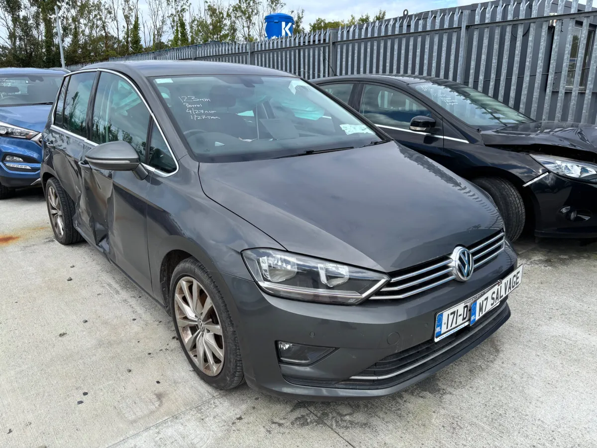 17 Golf SV HL 1.2 Petrol NCT+Tax 3/27 120km Drives - Image 2