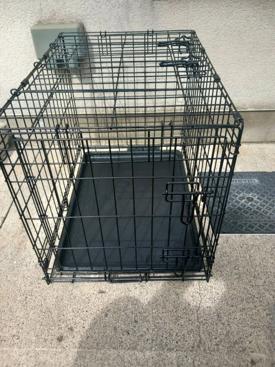 Small dog travel crate - Image 3