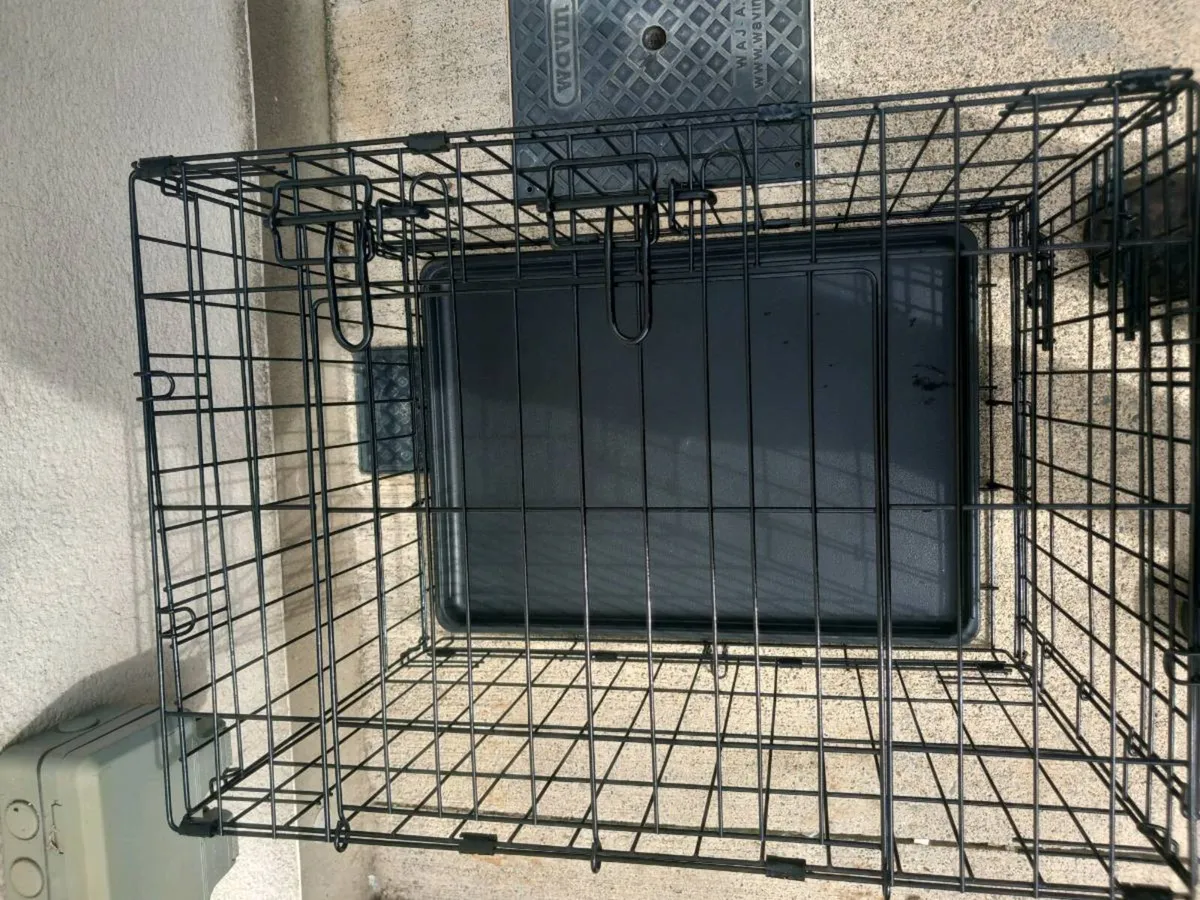 Small dog travel crate - Image 4