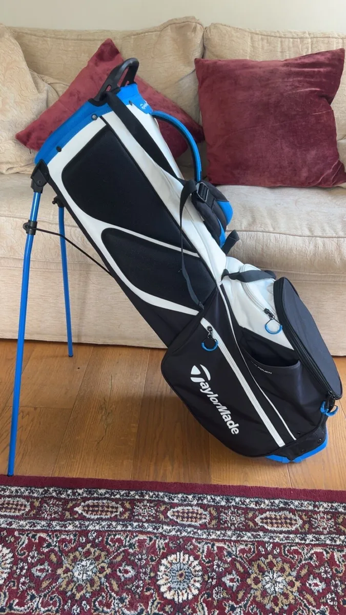 Taylormade Flextech Stand Bag - Image 1