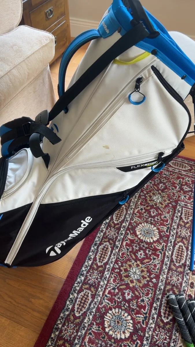 Taylormade Flextech Stand Bag - Image 4