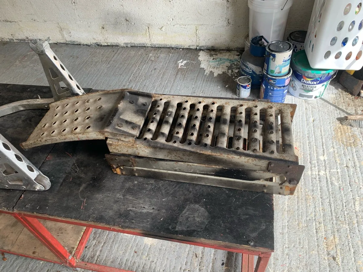 Motorcycle work bench loading ramp 3 padduch stand - Image 3