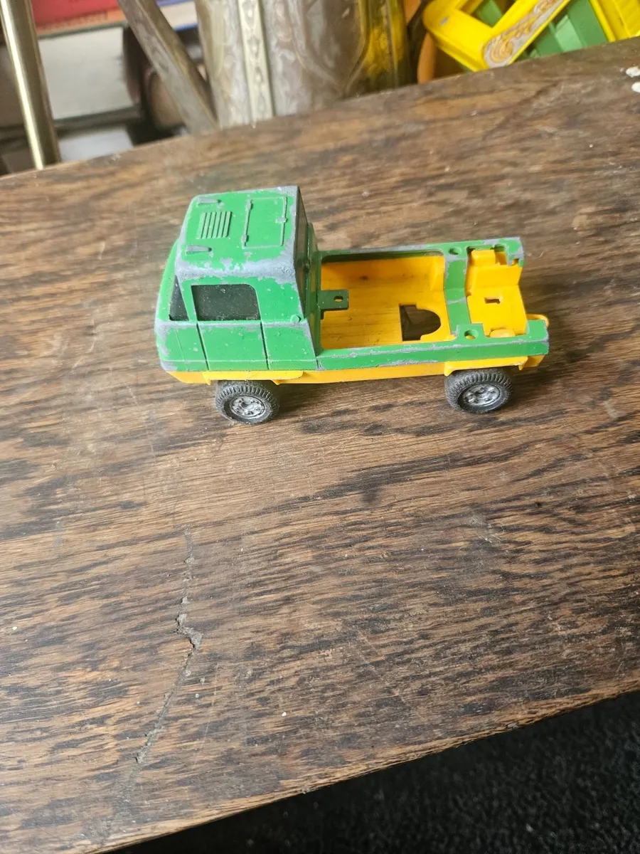 Vintage Lonestar Truck - Image 1
