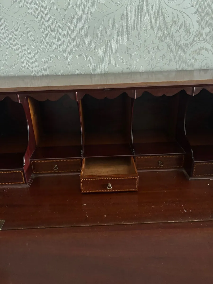 Bureau writing desk - Image 1