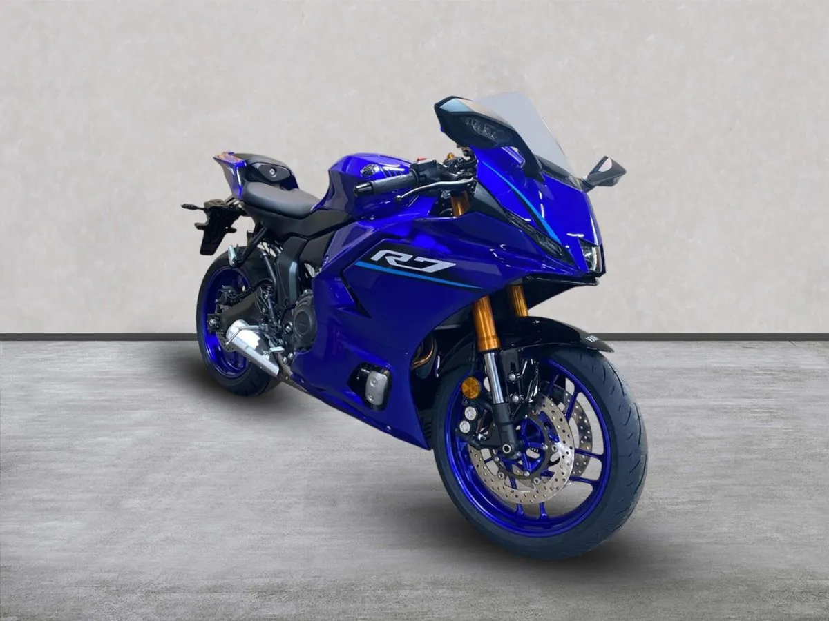New Yamaha R7 (26MY), Special Offer - Image 3