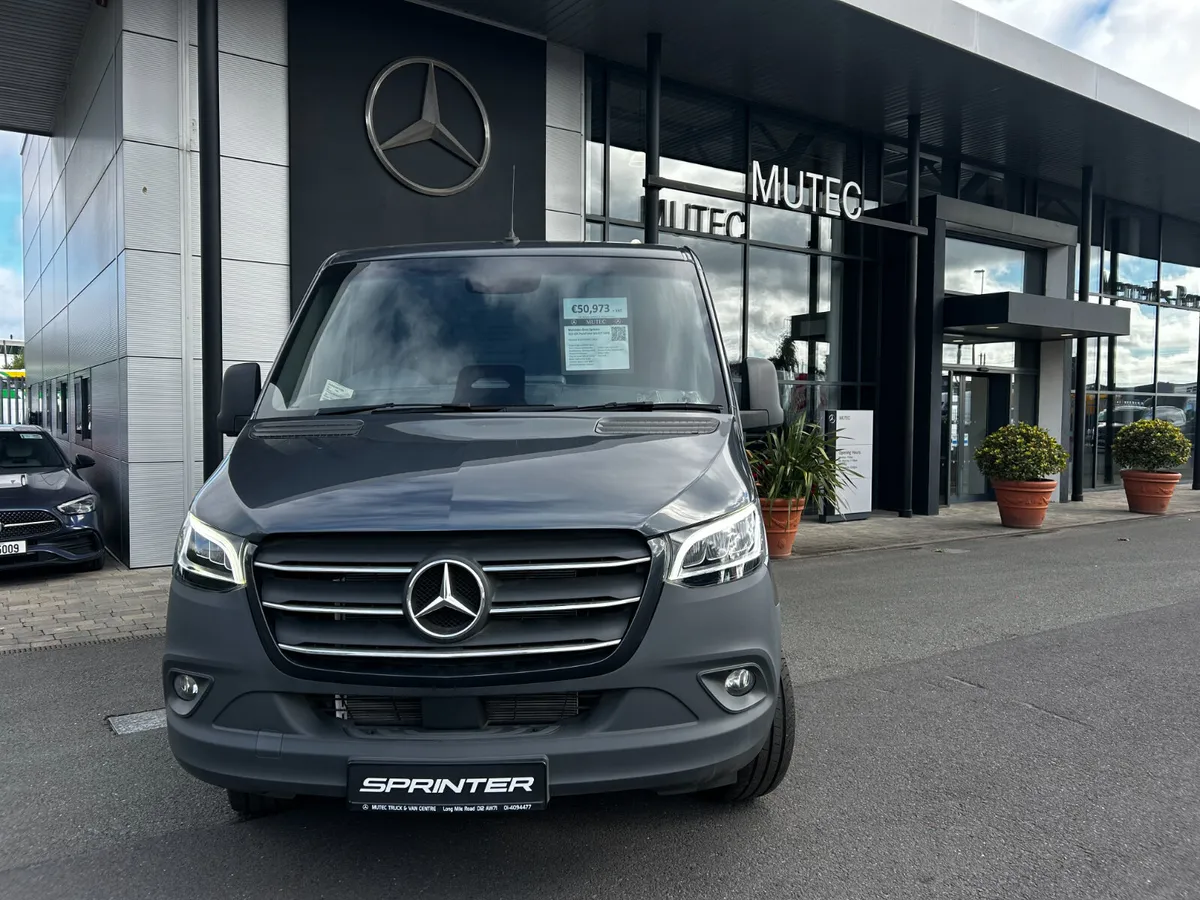 Mercedes-Benz Sprinter 315 Panel Van SELECT L2 H1 - Image 2