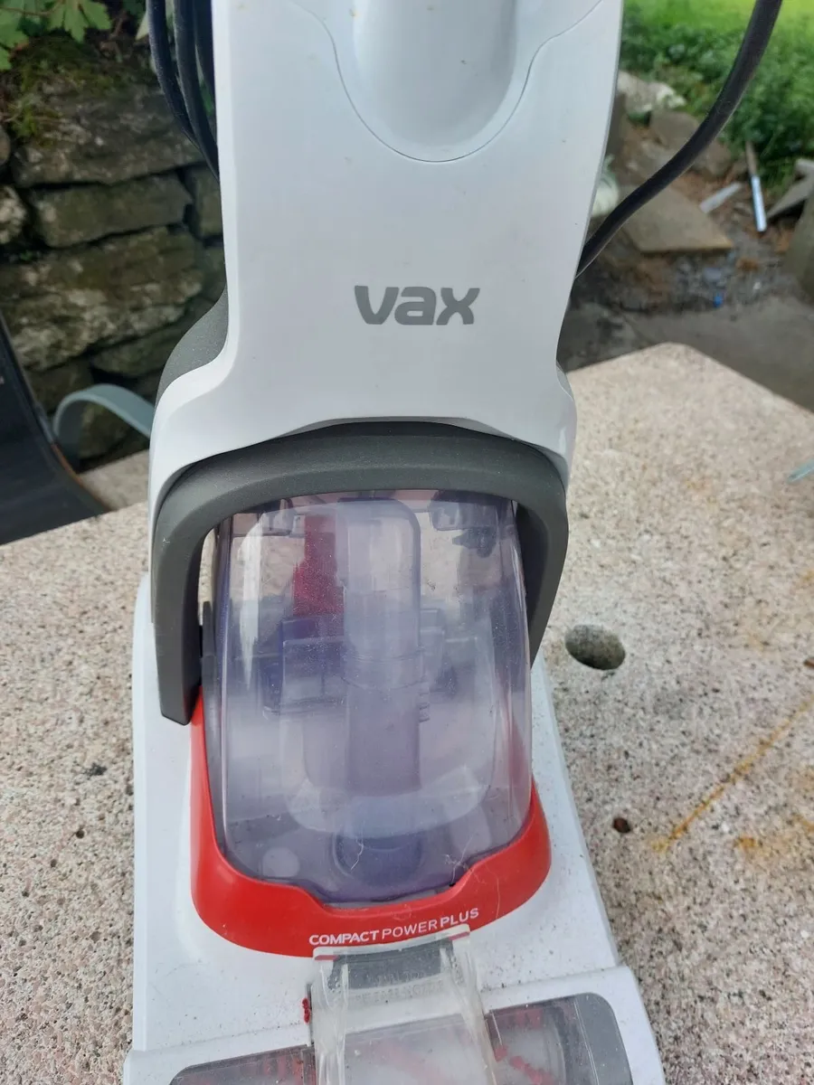 Vax  carpet cleaner - Image 1