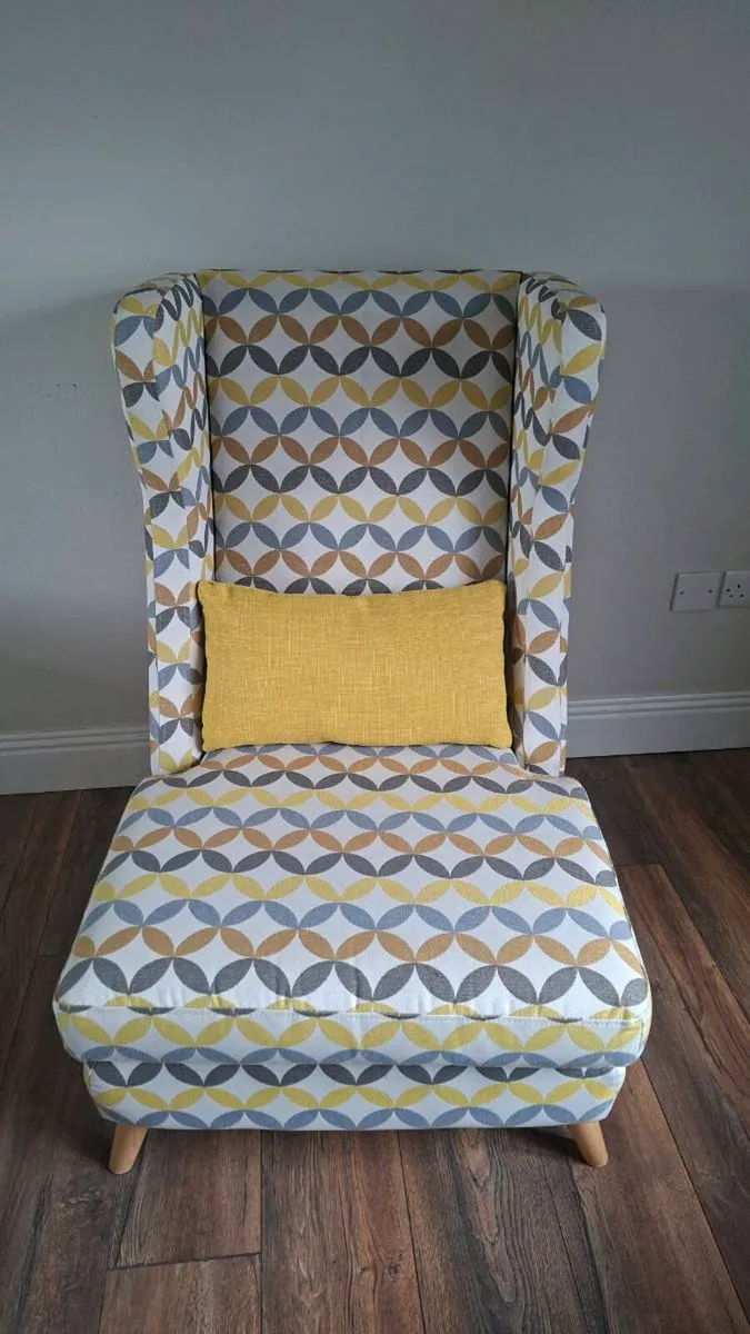 Mustard and grey sofa set - lamps included - Image 4