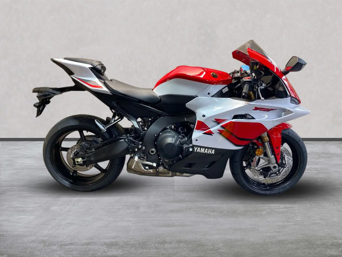 New Yamaha R9 Anniversary (26MY), Special Offer - Image 1