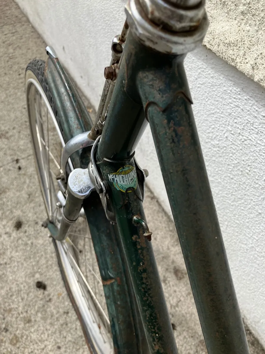 Vintage Unisex Raleigh Triumph Bicycle. - Image 4