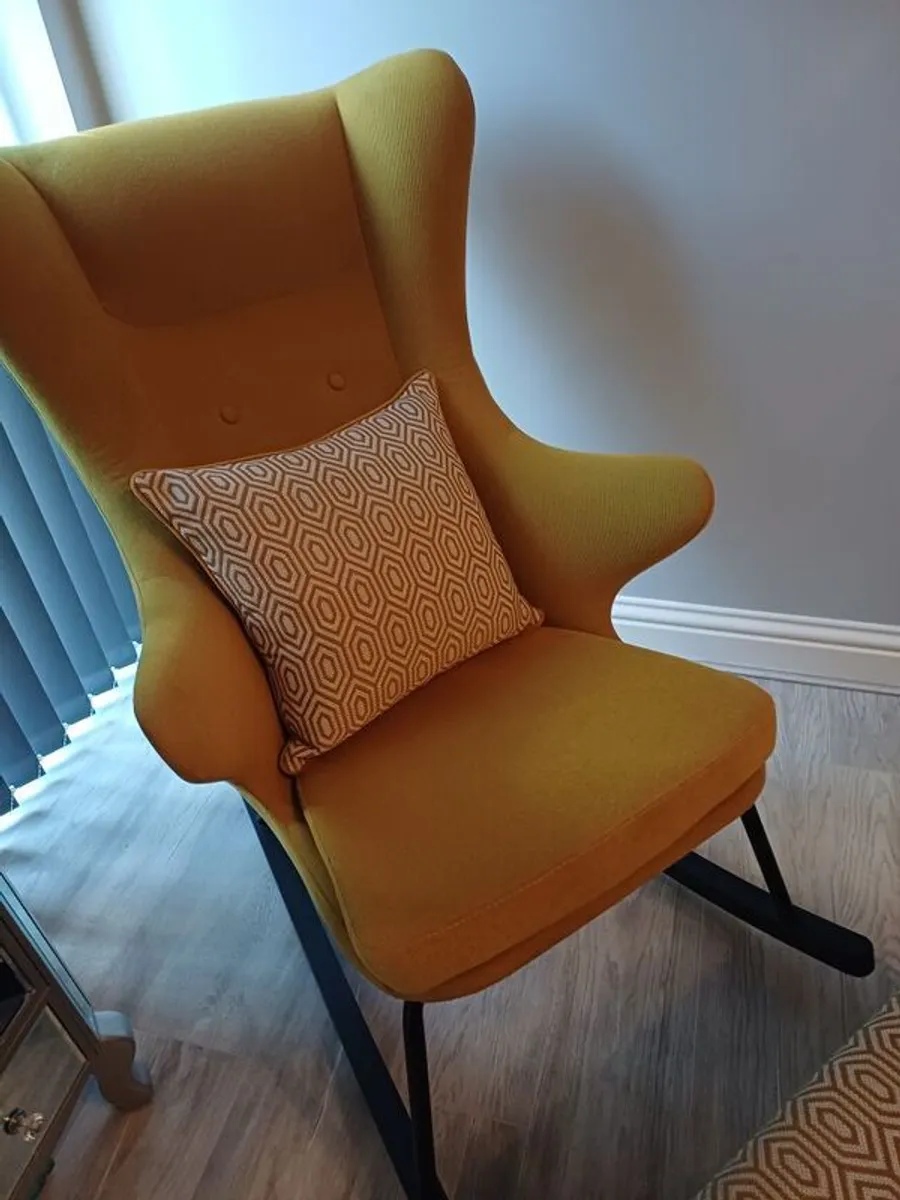 Rocking accent chair designer Kare and footstool - Image 1