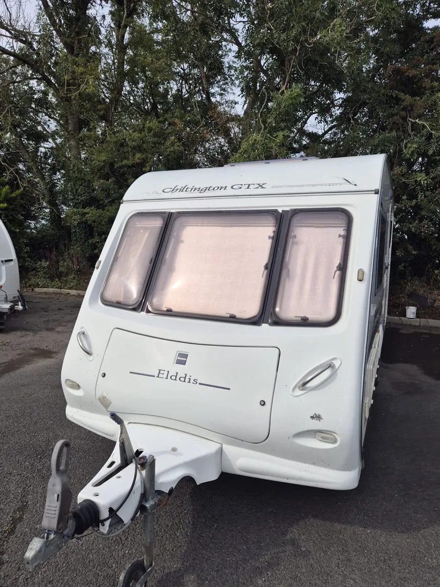 Elddis chillington 2 berth end washroom - Image 2