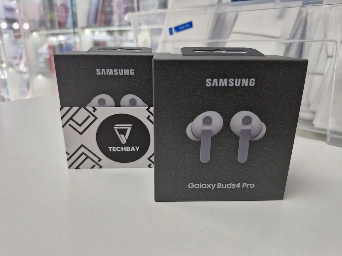 Samsung Galaxy buds 4 pro Samsung Galaxy buds 4 pr