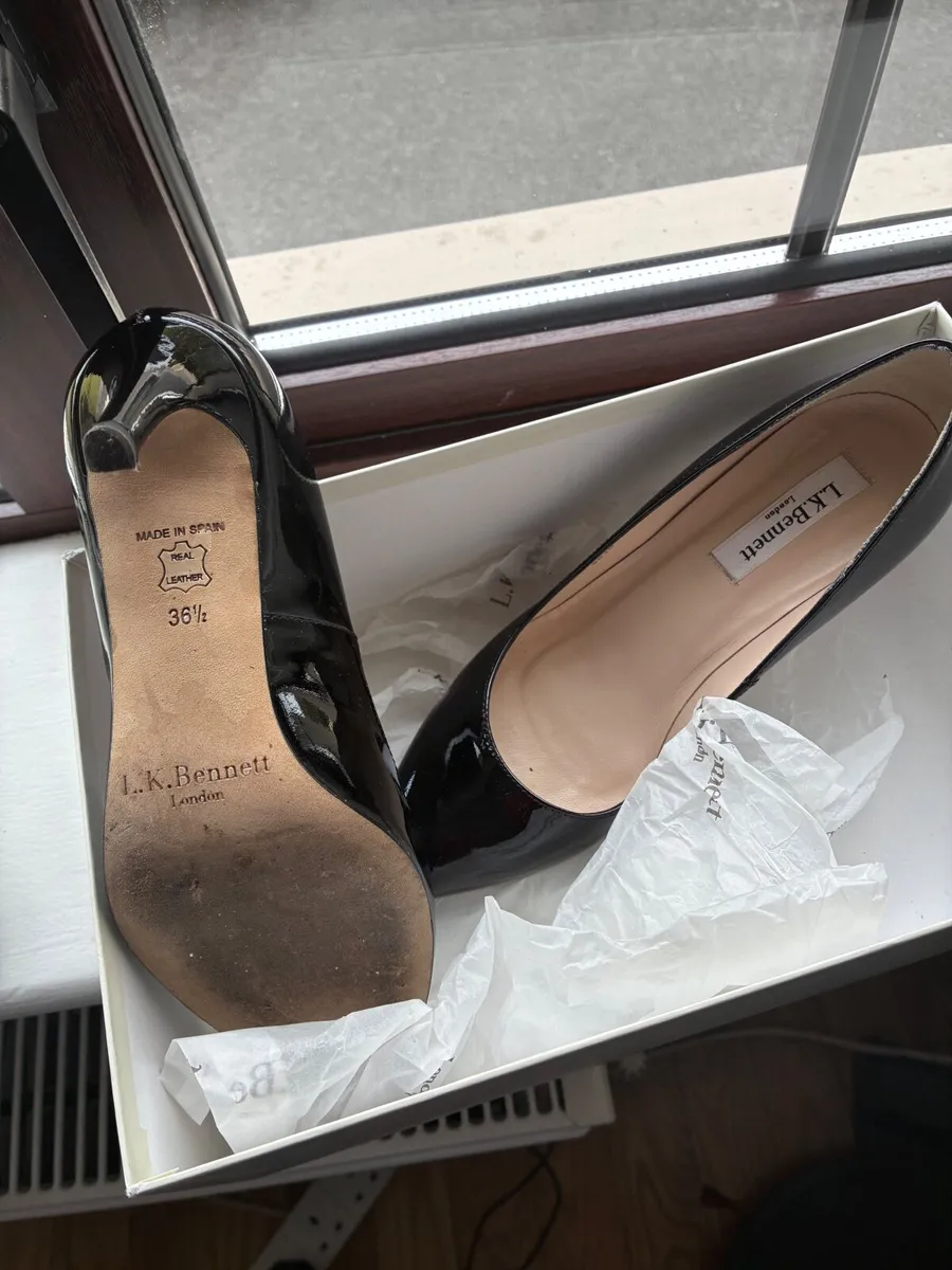 Ladies designer shoes size 3 and size 3.5 - Image 3