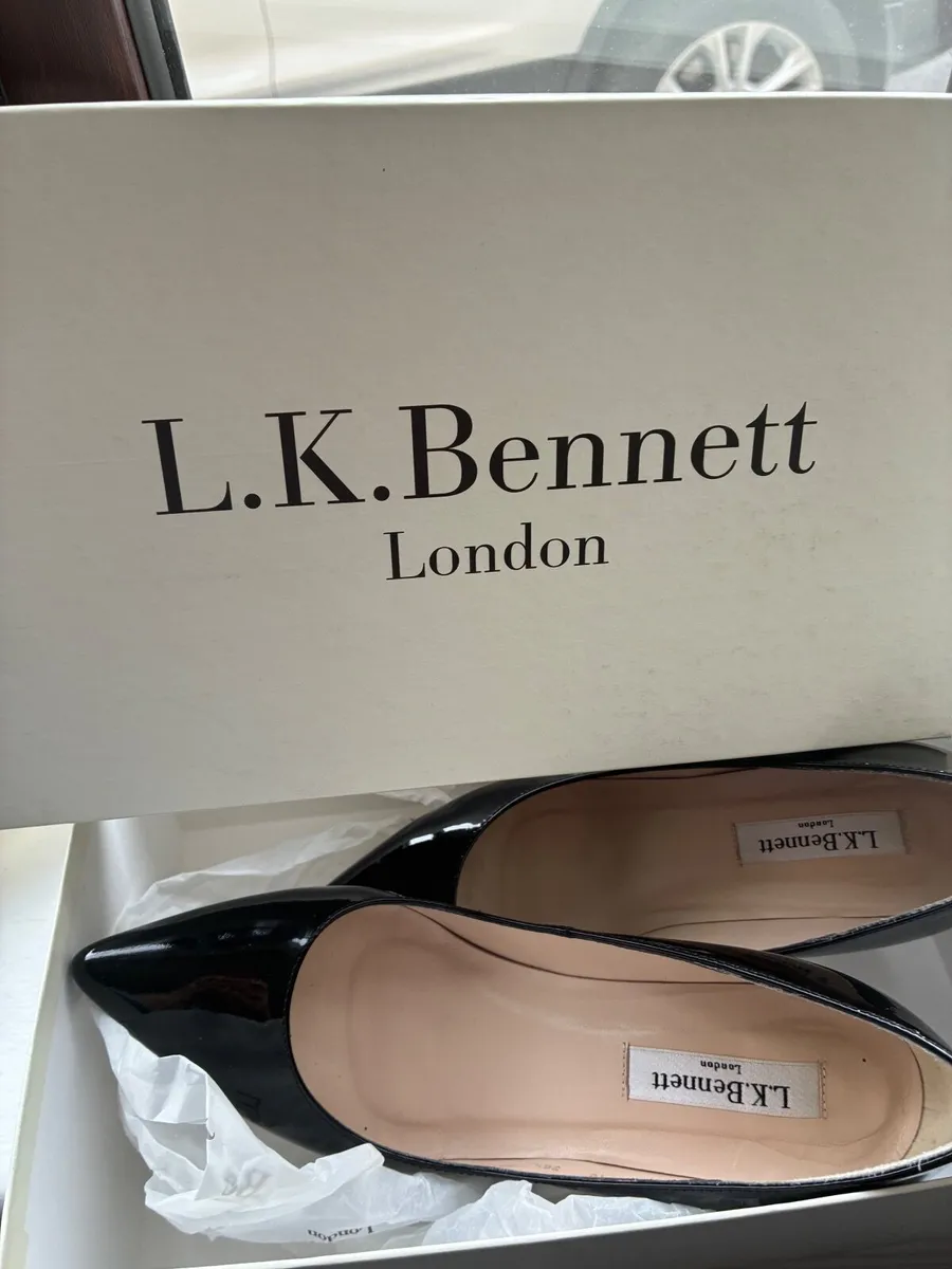 Ladies designer shoes size 3 and size 3.5 - Image 1