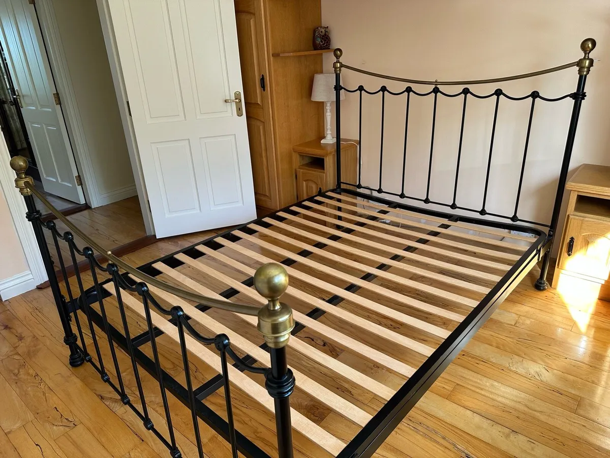 King size bed and mattress - Image 3