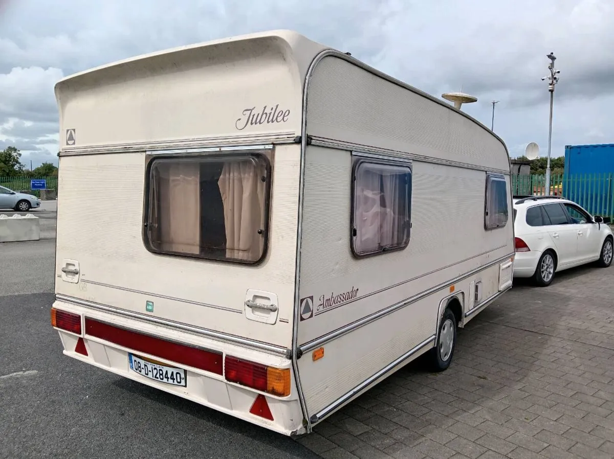 ABI JUBILEE AMBASSADOR CARAVAN / 5 BERTH - Image 2