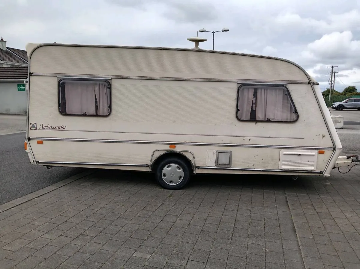 ABI JUBILEE AMBASSADOR CARAVAN / 5 BERTH - Image 3